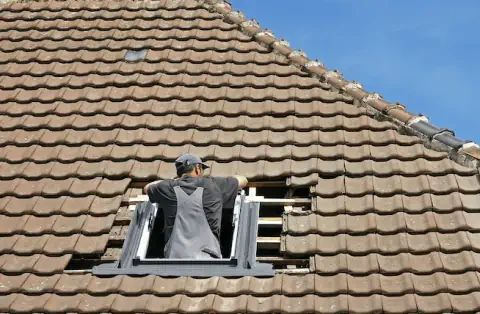 Pose de velux - Lalevade-d'Ardèche